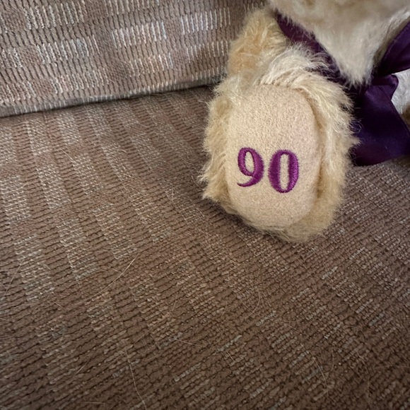 Steiff Queen Elizabeth II 90th. EXCLUSIVE. EAN 690020 - Picture 2 of 8